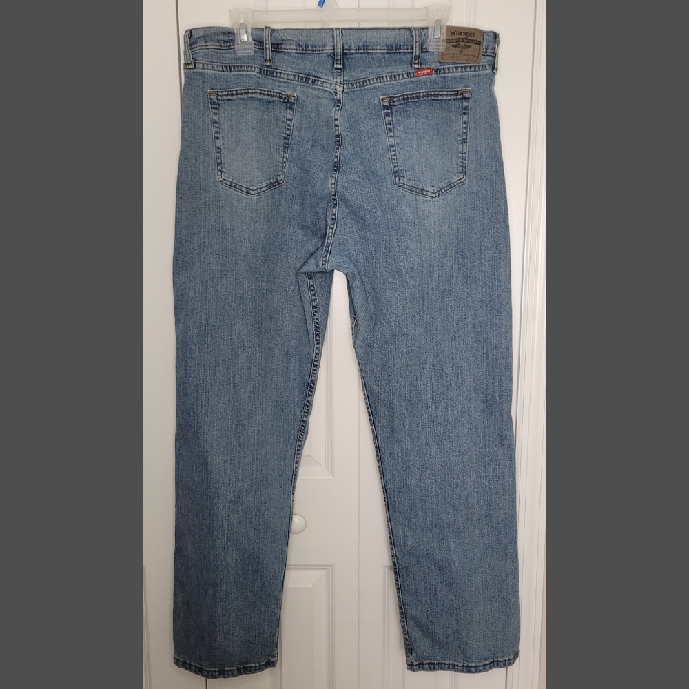 Wrangler Straight Leg Jeans Size 40 x 32
